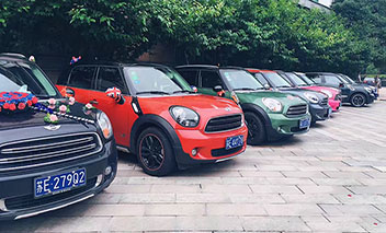 宝马MINI